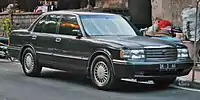 豐田Crown Royal Saloon (JZS133, 印度尼西亞), 3 stripes grill.