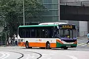 新巴的亞歷山大丹尼士Enviro 200 MMC空調巴士，空調系統由電裝提供