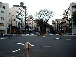 早稻田鶴卷町東交差點