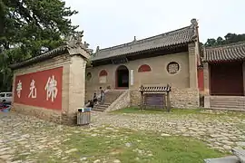 山门和影壁