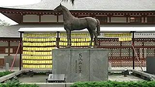 戰没馬慰靈像