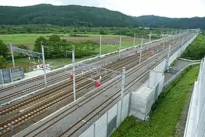 湯之里知內信號場，照片近端往奧津輕今別站方向、遠端往木古內車站方向