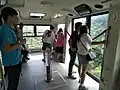 烏來雲仙樂園纜車內部