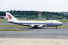 国航的波音747-200於成田國際機場（已退役）