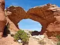 破碎拱門（Broken Arch）