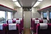 綠色車廂平屋部分車内