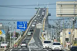 日本江岛大桥靠左行驶