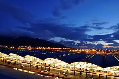 香港國際機場夜景。