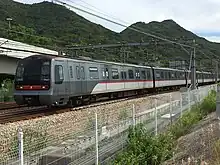 東涌綫韓製列車外觀