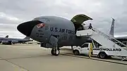 KC-135貨門