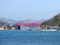 連接向島和岩子島的向島大橋