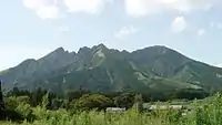 根子岳